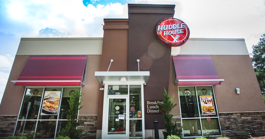 Huddle House Soars As A Small-town Brand And Top Franchise