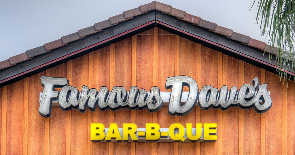 Multi-Brand Operator Signs 25-Unit Deal With Famous Dave's