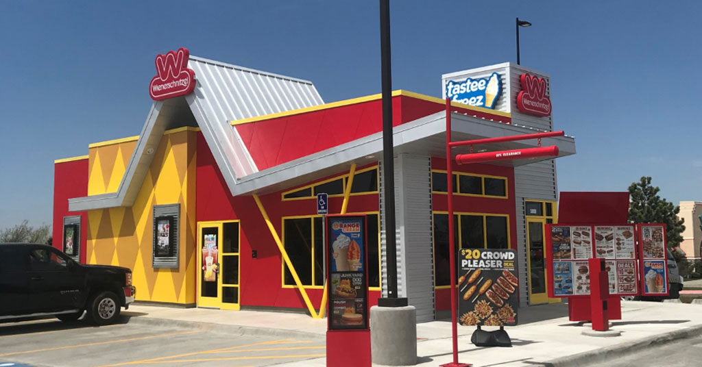 Wienerschnitzel Sizzles with Simple Operations and Big Payoff Potential for Operators