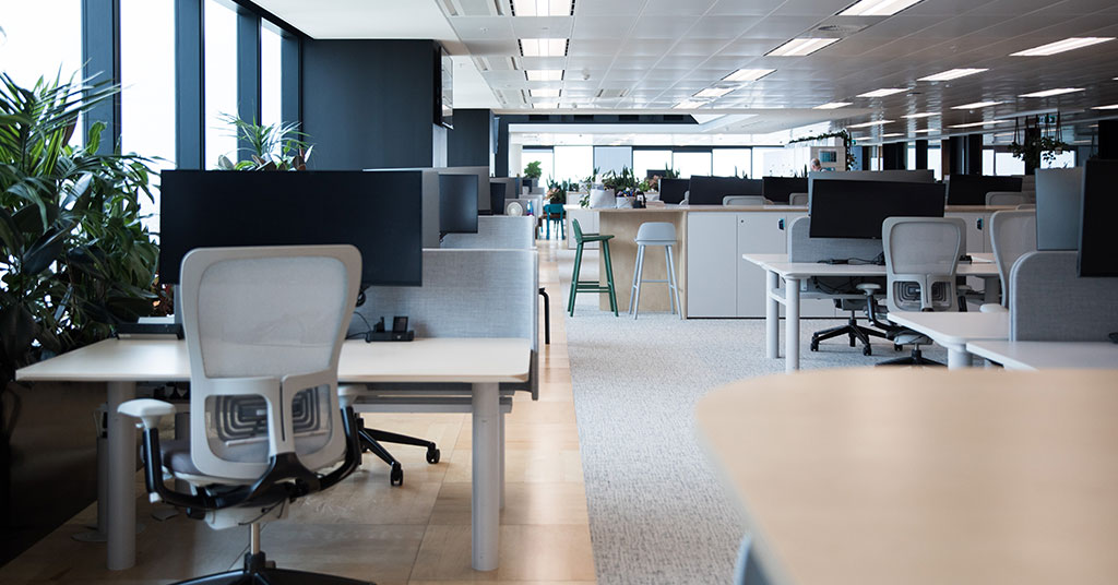 Offices Vacancies & Hybrid Work Growth Present Big Problems for Landlords and Lenders