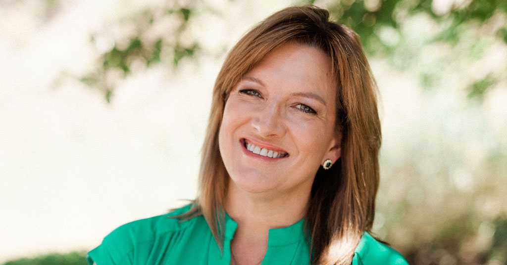 Female Mentors: Kim Falk Leading the Next Gen to the C-Suite