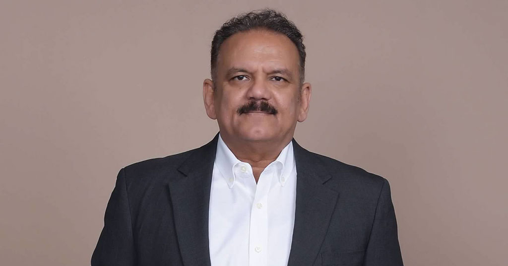 From Pakistan to Papa Johns: Franchisee's American Journey includes more than 200 Units