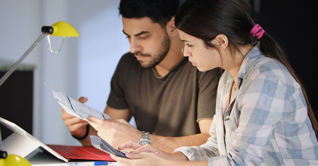 Consumer Confidence Dips in October