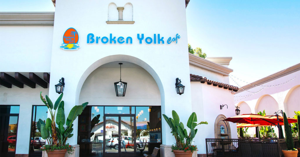 Hospitality Veterans To Open Broken Yolk Cafe Units