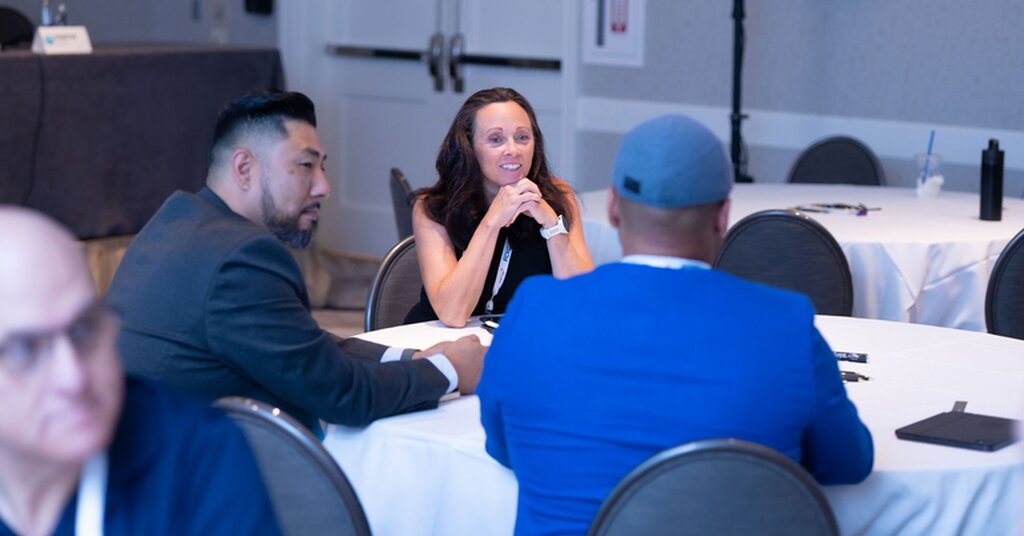 Finding the CX Balance With Personal Touch and Technology