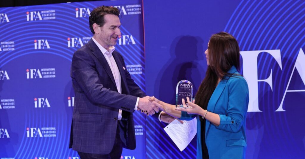 IFA Names Hounds Town USA as 2025 Emerging Franchisor Award Winner